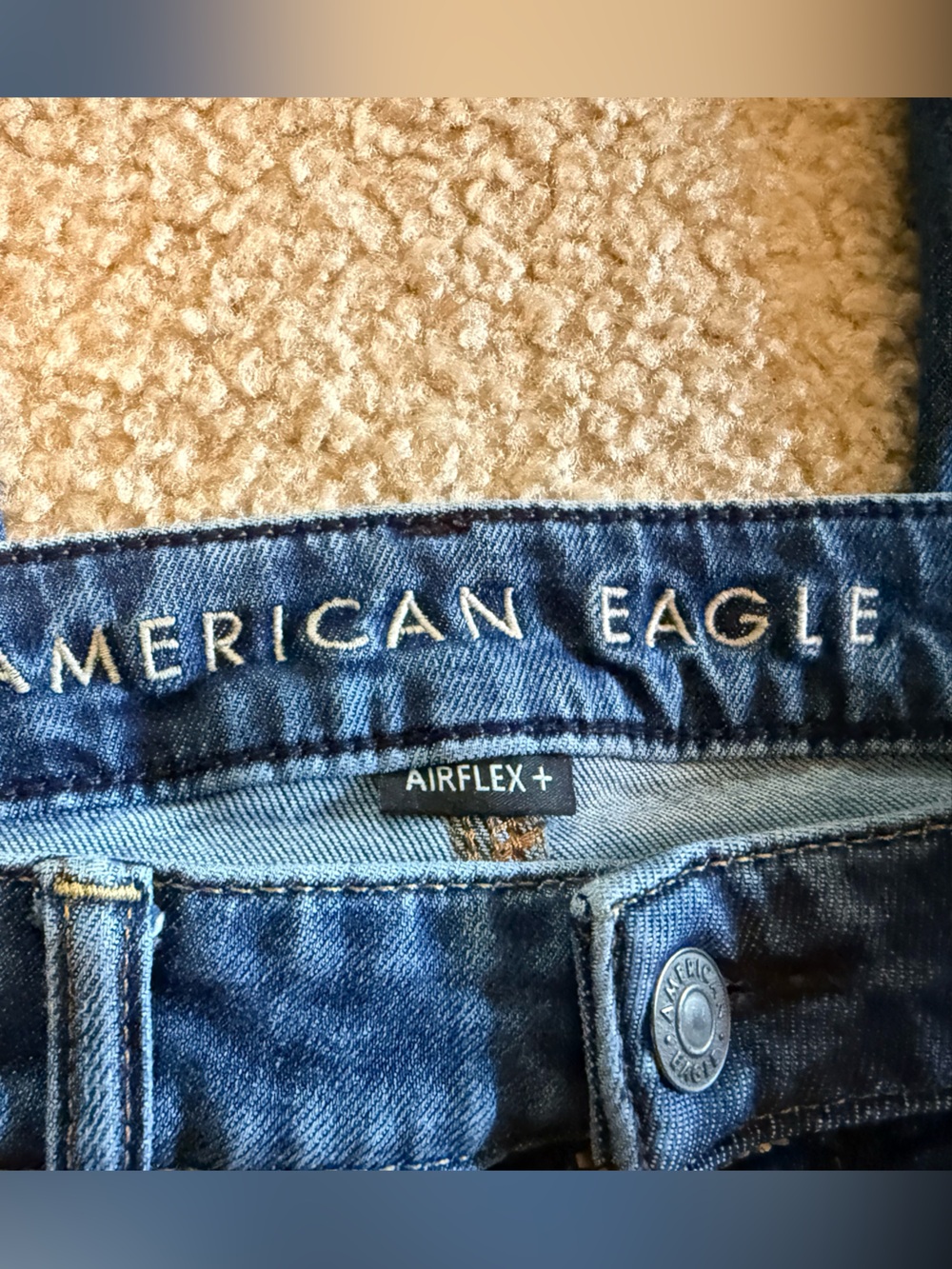 American Eagle Outfitters Men's airflex Blue Washed Straight Jeans (Pair) - Picture 5 of 7